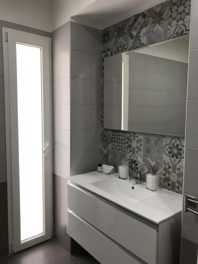 Chiaia Guest House 나폴리 외부 사진