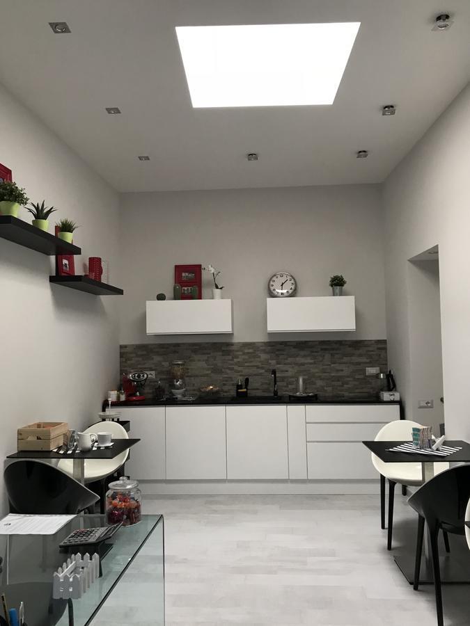 Chiaia Guest House 나폴리 외부 사진
