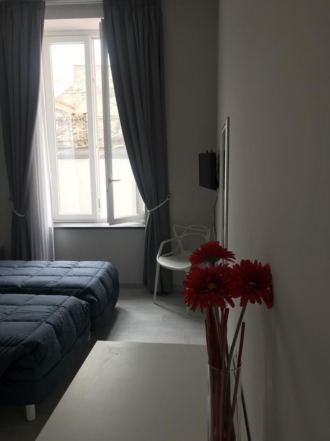Chiaia Guest House 나폴리 외부 사진