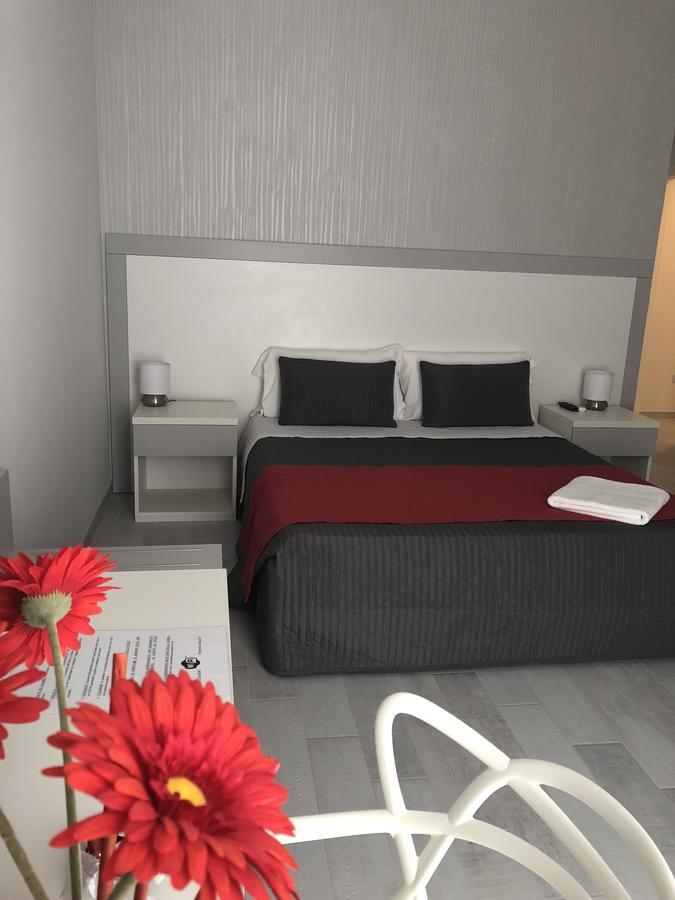 Chiaia Guest House 나폴리 외부 사진
