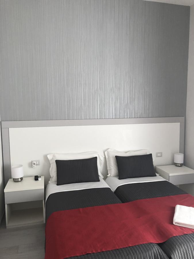 Chiaia Guest House 나폴리 외부 사진