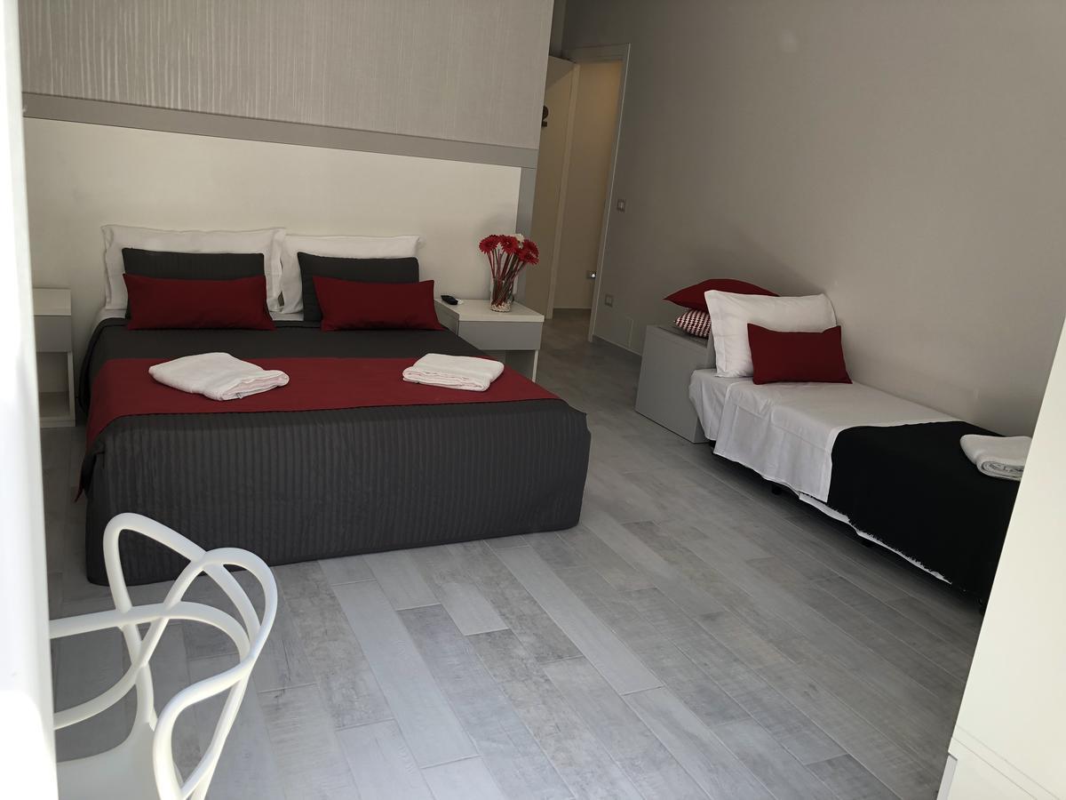Chiaia Guest House 나폴리 외부 사진