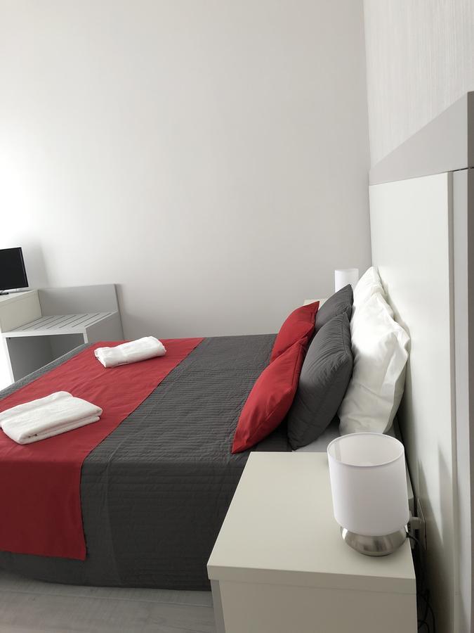 Chiaia Guest House 나폴리 외부 사진