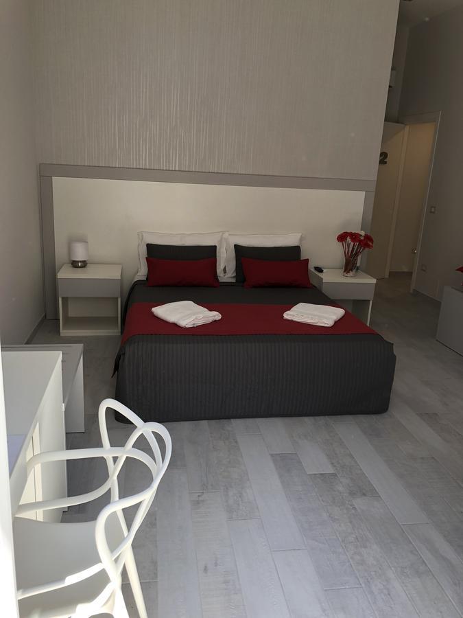 Chiaia Guest House 나폴리 외부 사진
