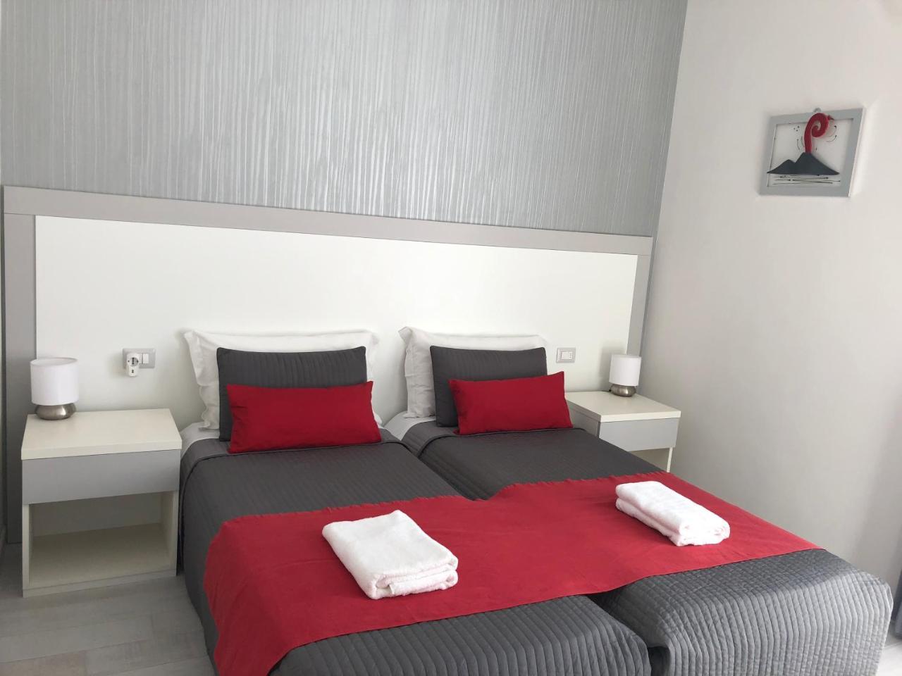 Chiaia Guest House 나폴리 외부 사진
