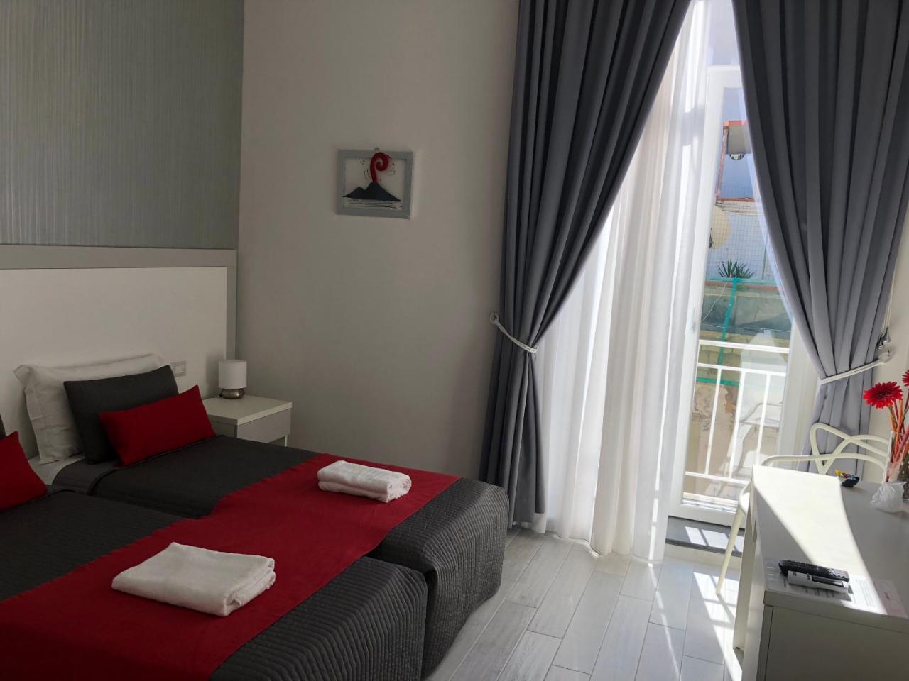 Chiaia Guest House 나폴리 외부 사진
